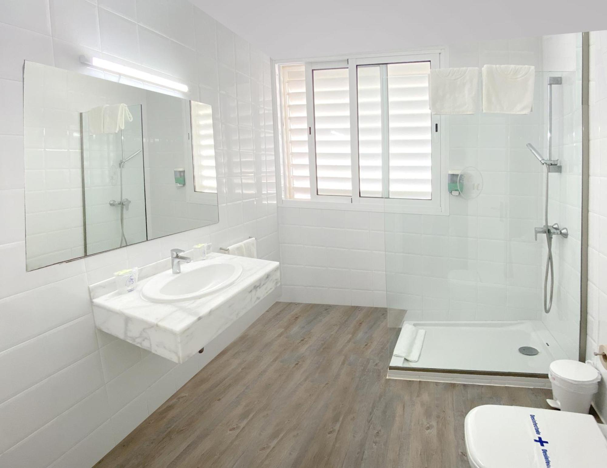 Apartamentos Morito Beach Cala Millor  Bagian luar foto